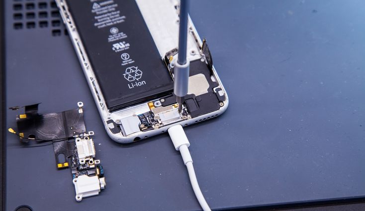 Charging Port & AUX Jack